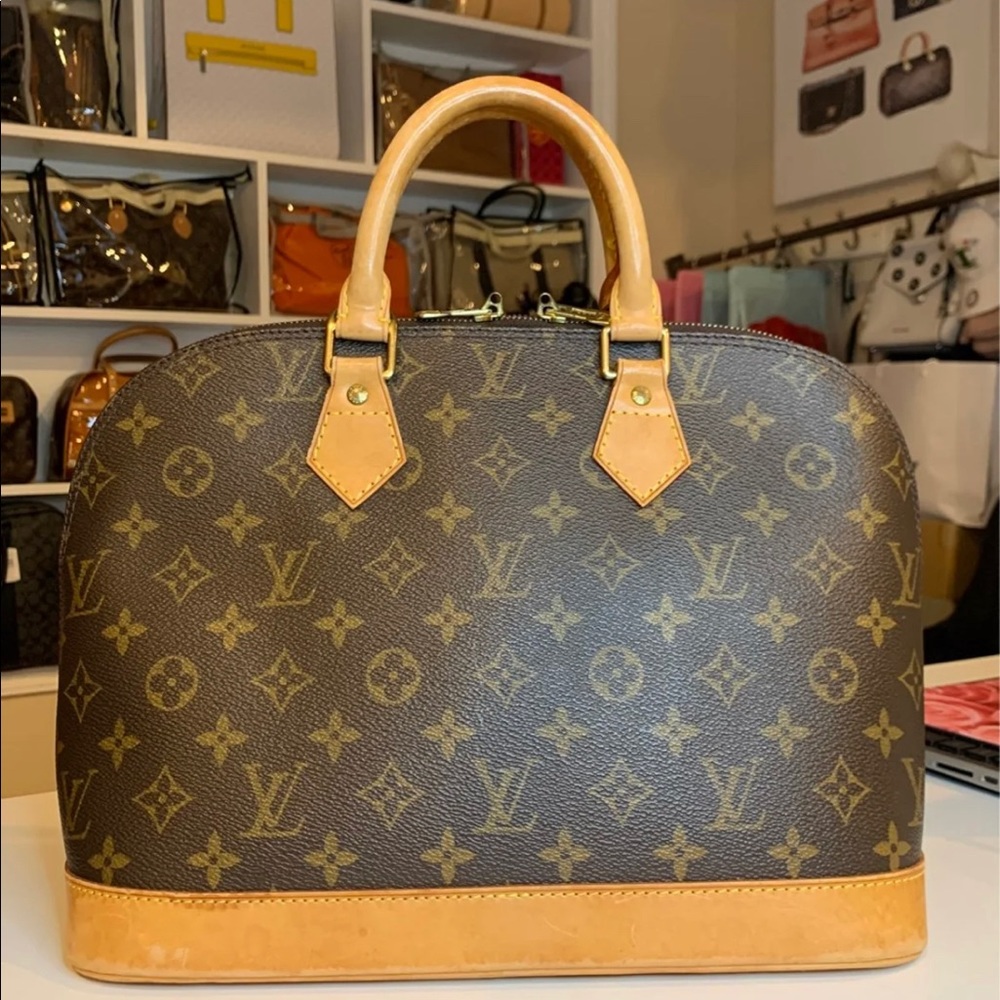 ❌SOLD Authentic LV Alma